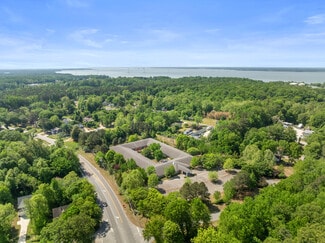 Plus de détails pour 8679 Pocahontas Trl, Williamsburg, VA - Santé à vendre