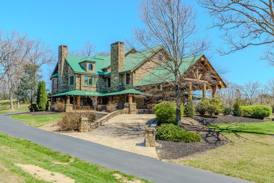 6720 Erie Rd, Sweetwater, TN à vendre - Photo de l’immeuble – Image 3 sur 113