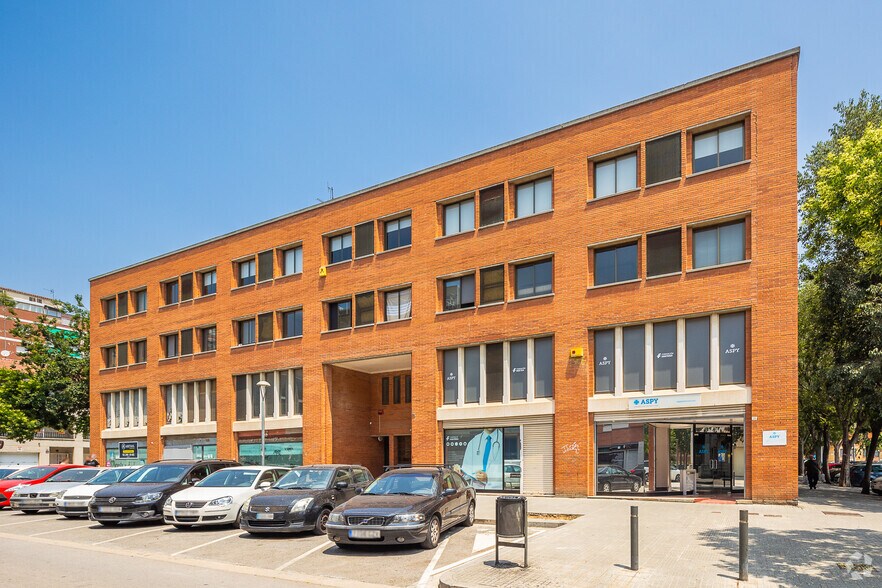 Local commercial dans Mollet del Vallès, Barcelona à vendre - Photo de l’immeuble – Image 2 sur 2