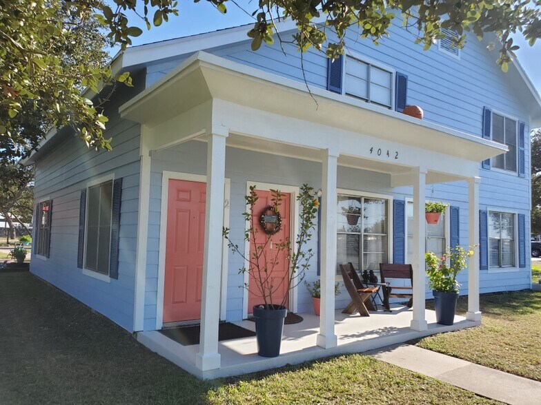 4042 Loop 1781, Rockport, TX à vendre - Photo de l’immeuble – Image 2 sur 4