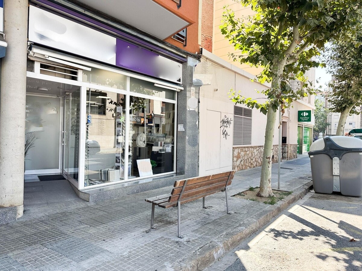 Terrassa, BAR 08225 - Lot B - - Photo intérieure - Image 1 of 9