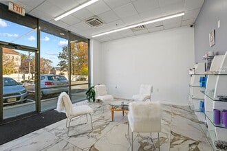 1392 St Georges Ave, Avenel, NJ à louer Photo intérieure– Image 2 sur 4