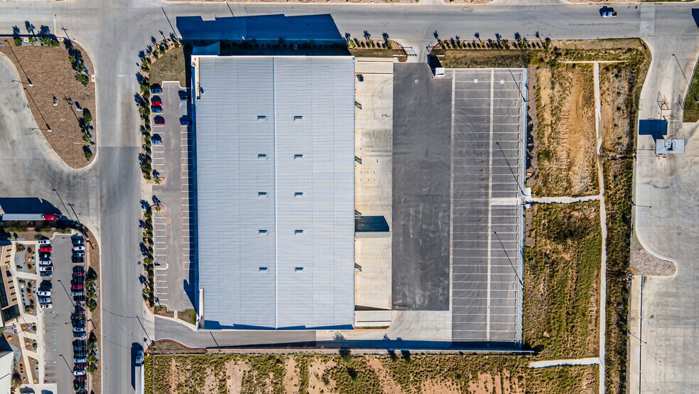 901 Nicolas D Hachar Rd, Laredo, TX à louer - Aérien – Image 2 sur 6