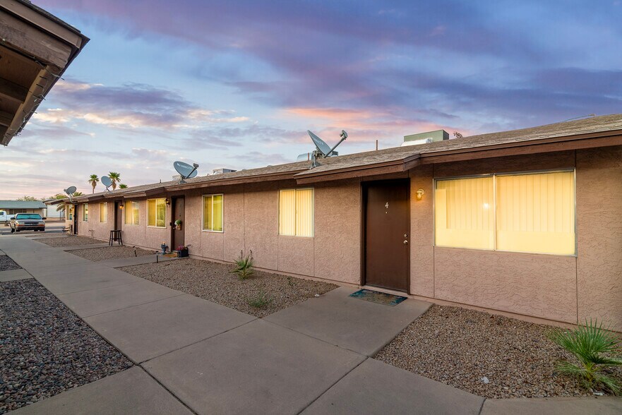 6325 E Avalon St, Mesa, AZ à vendre - Photo de l’immeuble – Image 3 sur 40