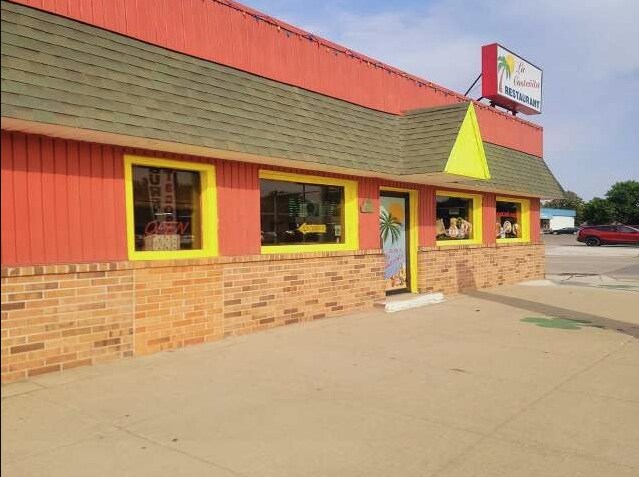 432 E Douglas St, Oneill, NE à vendre Photo de l’immeuble– Image 1 sur 17