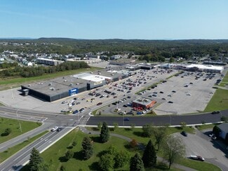 Plus de détails pour 705 Av Du Pont N, Alma, QC - Médical, Local commercial à louer