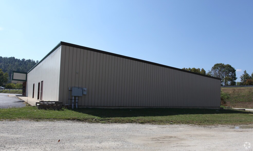 1619 Ashland Rd, Greenup, KY à vendre - Photo de l’immeuble – Image 2 sur 2
