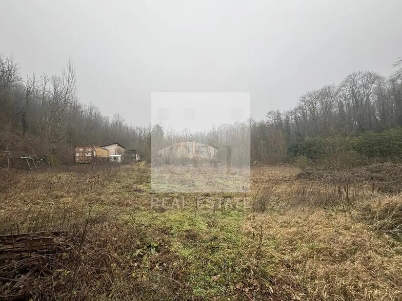 Local d'activités dans Genay à vendre - Photo de l’immeuble – Image 2 sur 11