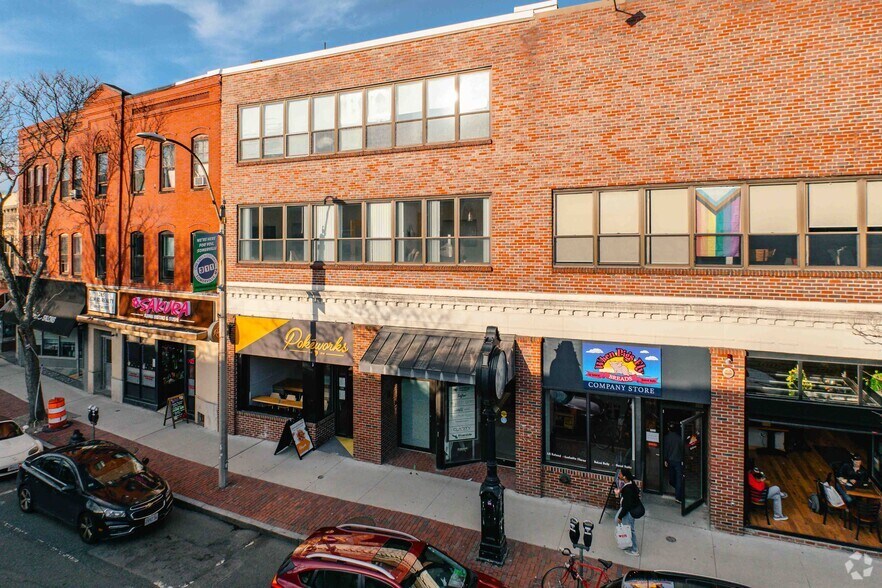 259-261 Elm St, Somerville, MA à louer - Photo de l’immeuble – Image 3 sur 5