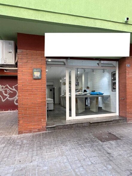 Immeuble residentiel dans Sabadell, Barcelona à vendre - Photo de l’immeuble – Image 1 sur 2