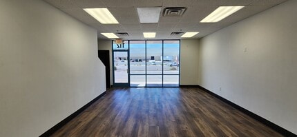 4200 W Russell Rd, Las Vegas, NV à louer Photo intérieure– Image 2 sur 8