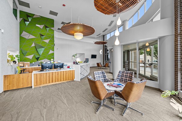 4100 E Arkansas Ave, Denver, CO à louer - Photo intérieure – Image 2 sur 16