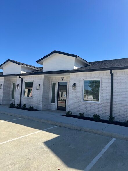 18920 Kuykendahl Rd, Spring, TX à vendre - Photo de l’immeuble – Image 1 sur 33