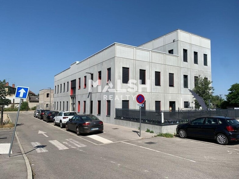 Bureau dans Rillieux-la-Pape à louer - Photo de l’immeuble – Image 1 sur 13