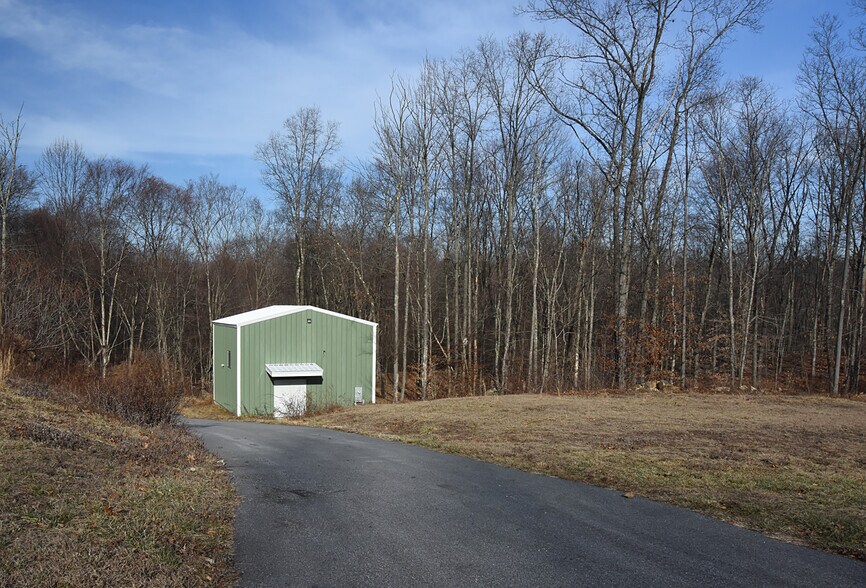 206 E High St, East Hampton, CT à vendre - Photo de l’immeuble – Image 3 sur 22