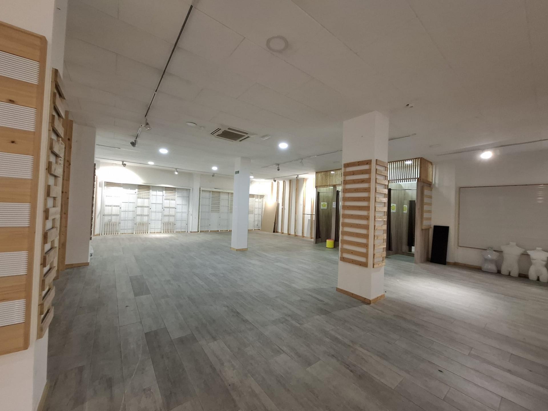 Local commercial dans Ontinyent, Valencia à louer Photo intérieure– Image 1 sur 5