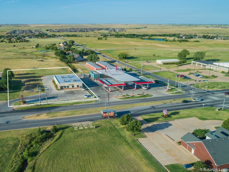 5104 SW Lee Blvd, Lawton, OK à vendre - Autre – Image 2 sur 2