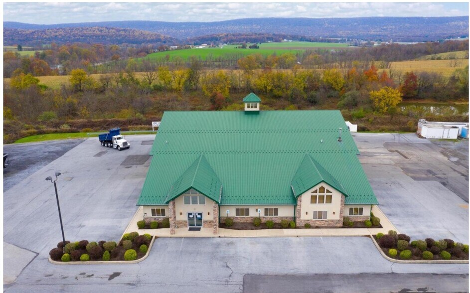 655 Brown Rd, Myerstown, PA à louer - Aérien – Image 3 sur 25