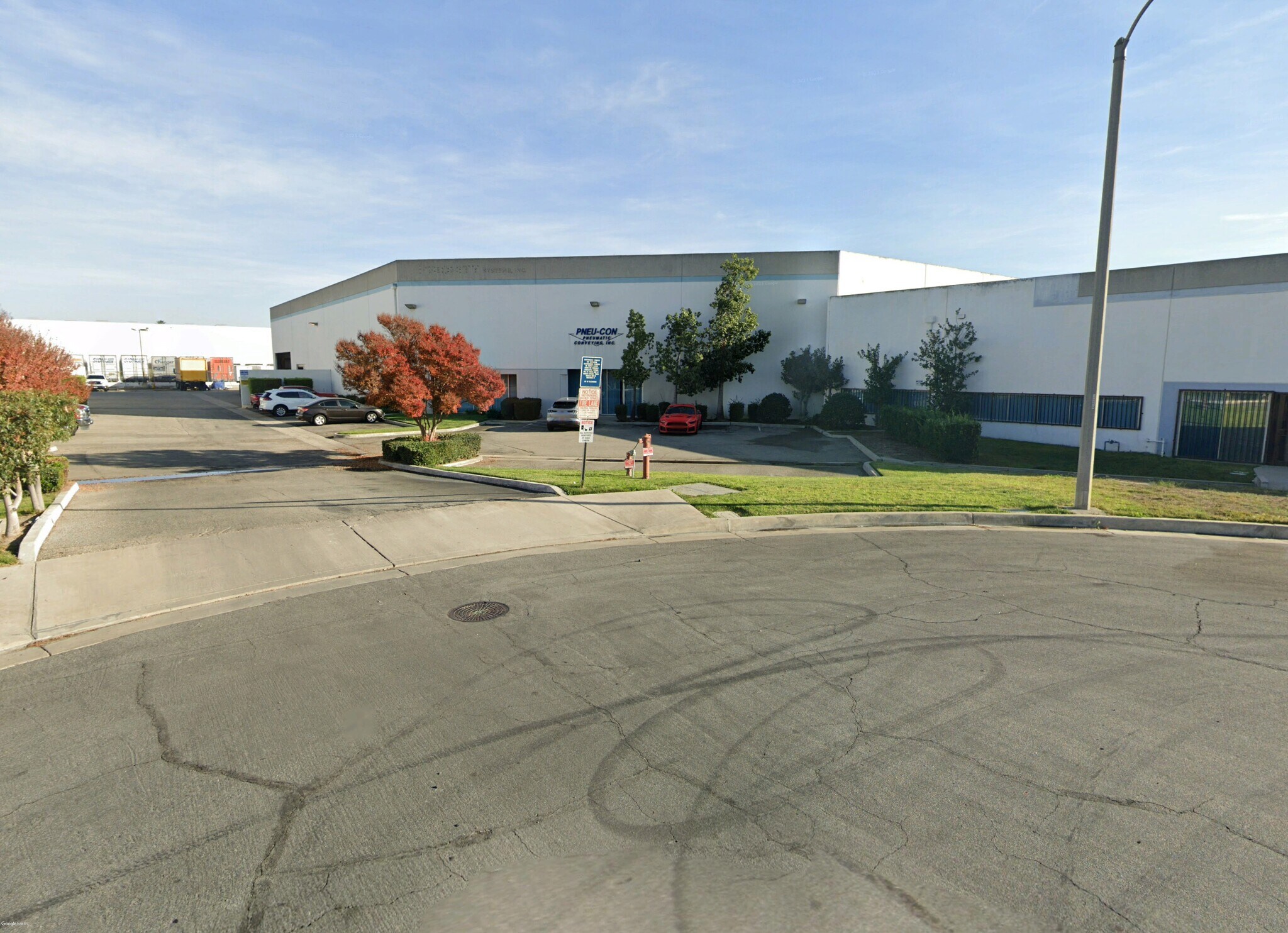 960 E Grevillea Ct, Ontario, CA à vendre Photo de l’immeuble– Image 1 sur 5