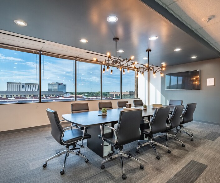 4099 McEwen Rd, Dallas, TX à louer - Photo intérieure – Image 3 sur 5