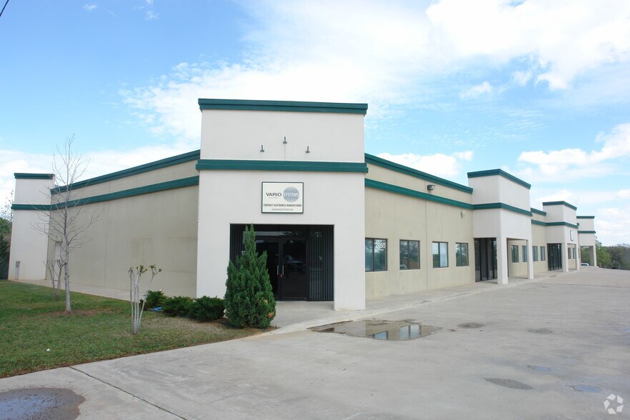 2050 Greenwood Dr, Southlake, TX à louer - Photo principale – Image 2 sur 4