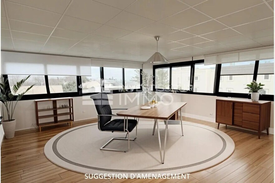 Bureau dans Palaiseau à louer - Photo de l’immeuble – Image 1 sur 2