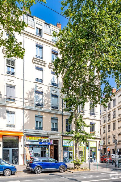 Bureau dans Lyon à louer - Photo de l’immeuble – Image 2 sur 2