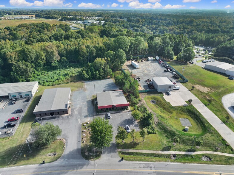 908 N Sutherland Ave, Monroe, NC à vendre - Photo de l’immeuble – Image 2 sur 12