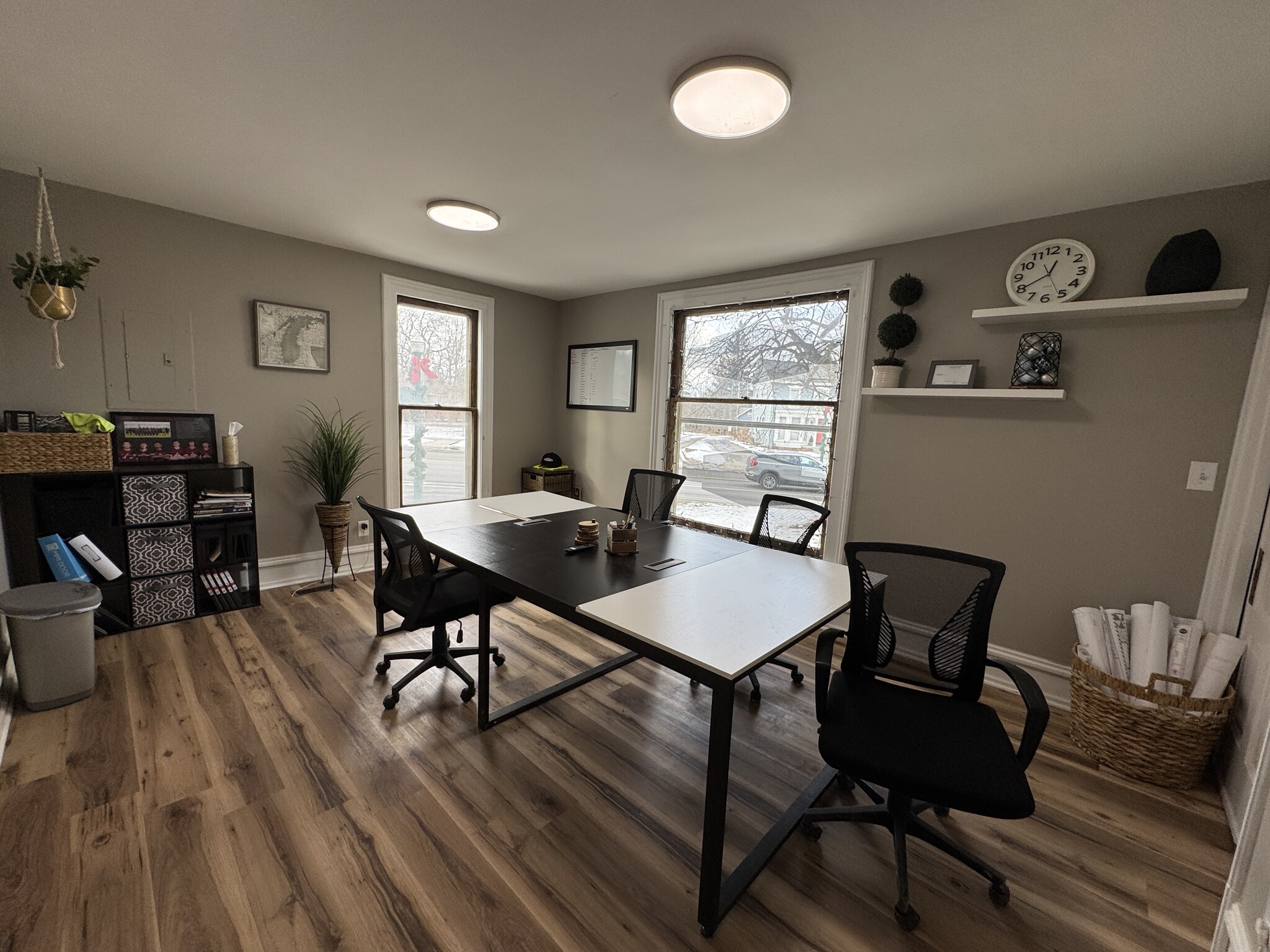 7971 Ann Arbor St, Dexter, MI à louer Photo de l’immeuble– Image 1 sur 8