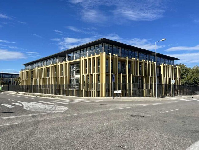 Plus de détails pour Rue Emilien Gautier, Aix-en-Provence - Bureau à louer