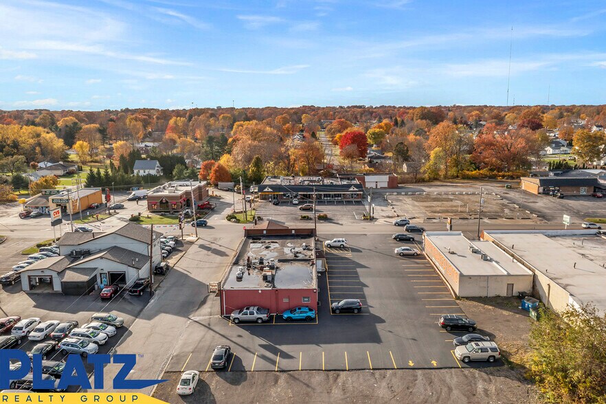 880 Youngstown Poland Rd, Struthers, OH à vendre - Photo de l’immeuble – Image 3 sur 28