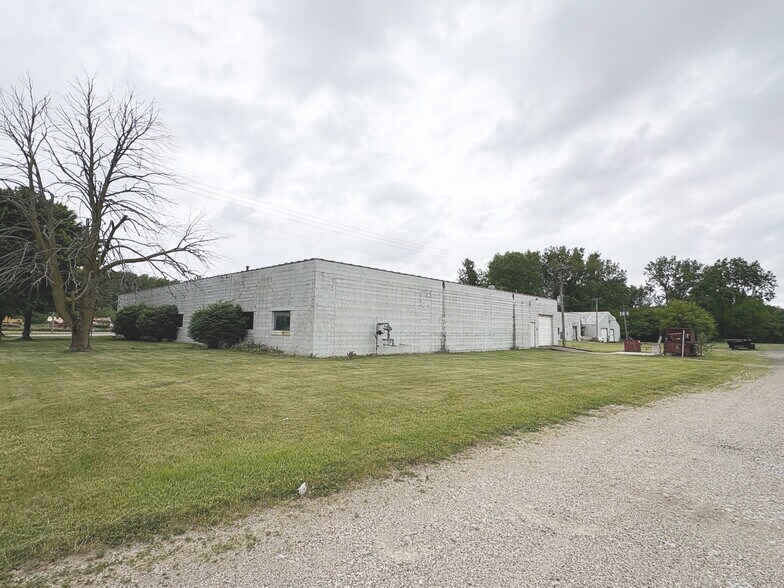 1729 W Dewey St, Bremen, IN à vendre - Photo de l’immeuble – Image 1 sur 7