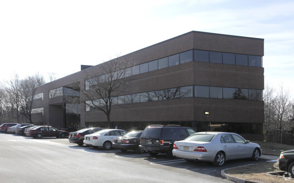 2015 State Route 27, Edison, NJ à louer - Photo de l’immeuble – Image 3 sur 4