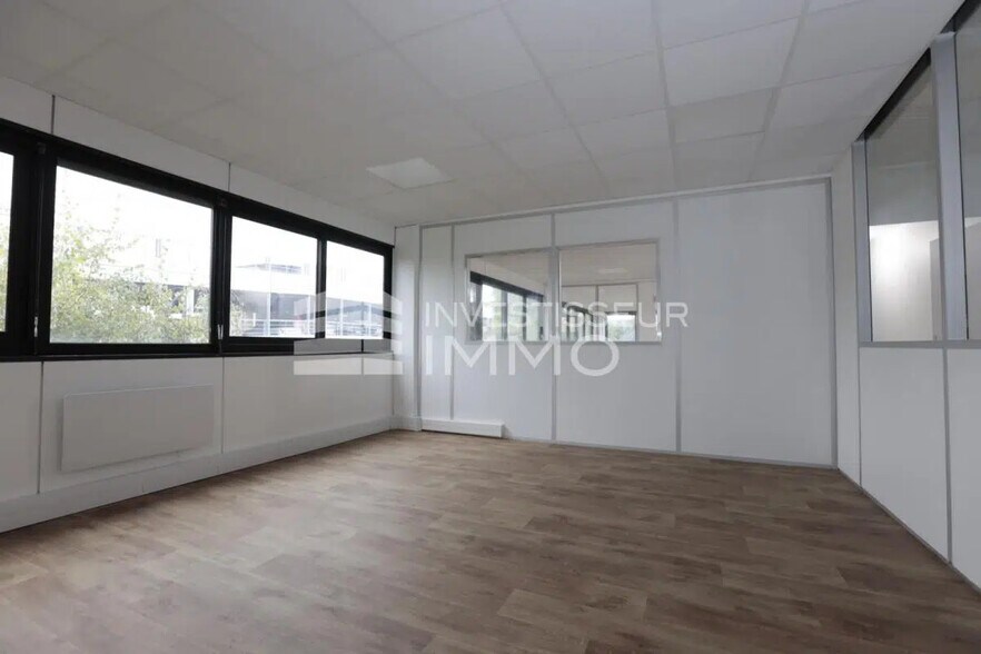 Bureau dans Antony à louer - Photo de l’immeuble – Image 2 sur 5