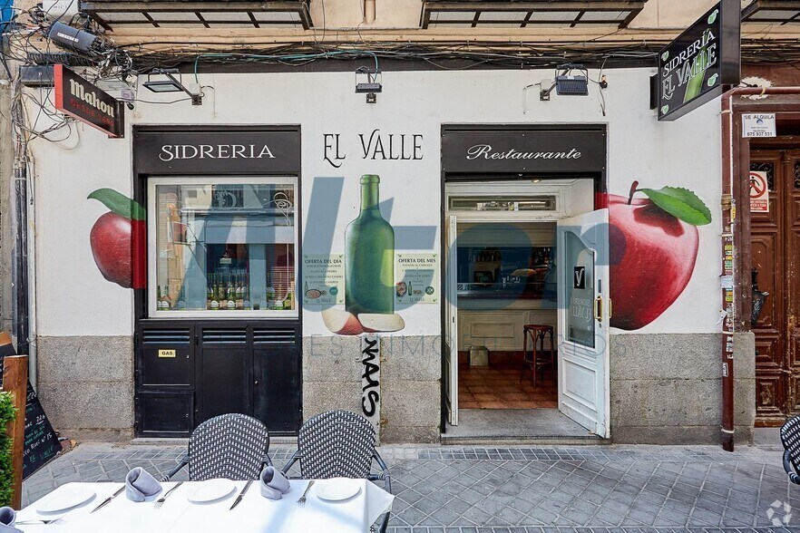 Immeuble residentiel dans Madrid, Madrid à vendre - Photo intérieure – Image 1 sur 1