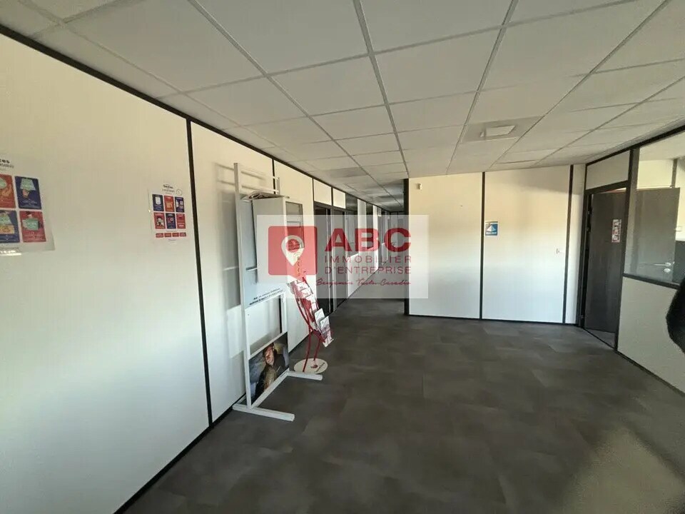 Local d’activités dans Frontignan à louer Photo intérieure– Image 1 sur 7