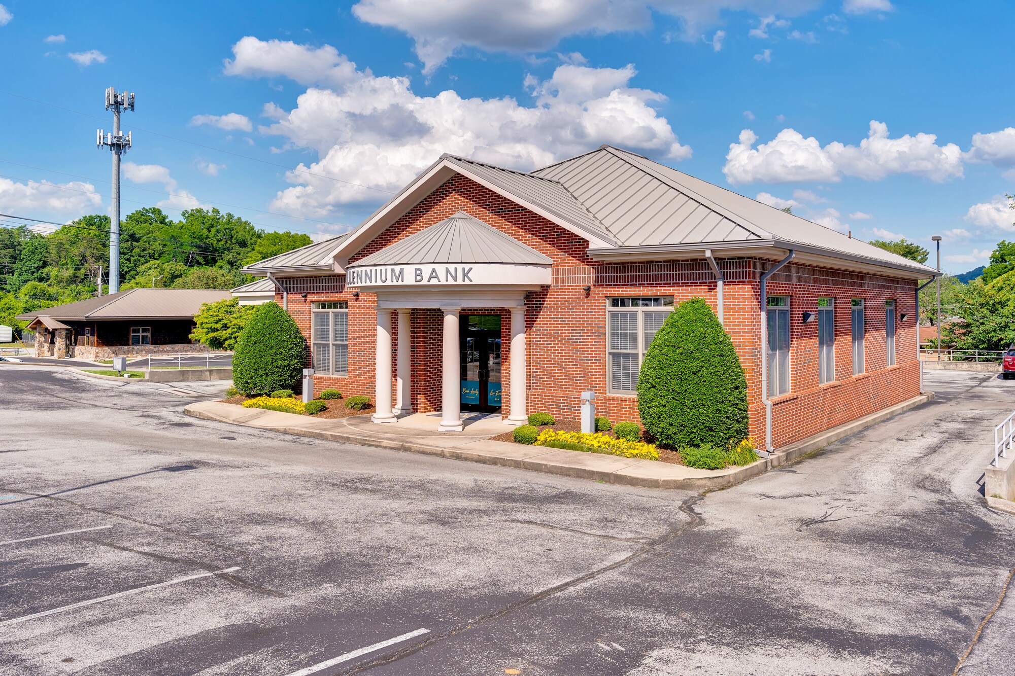 4712 Hixson Pike, Hixson, TN à vendre Photo de l’immeuble– Image 1 sur 26