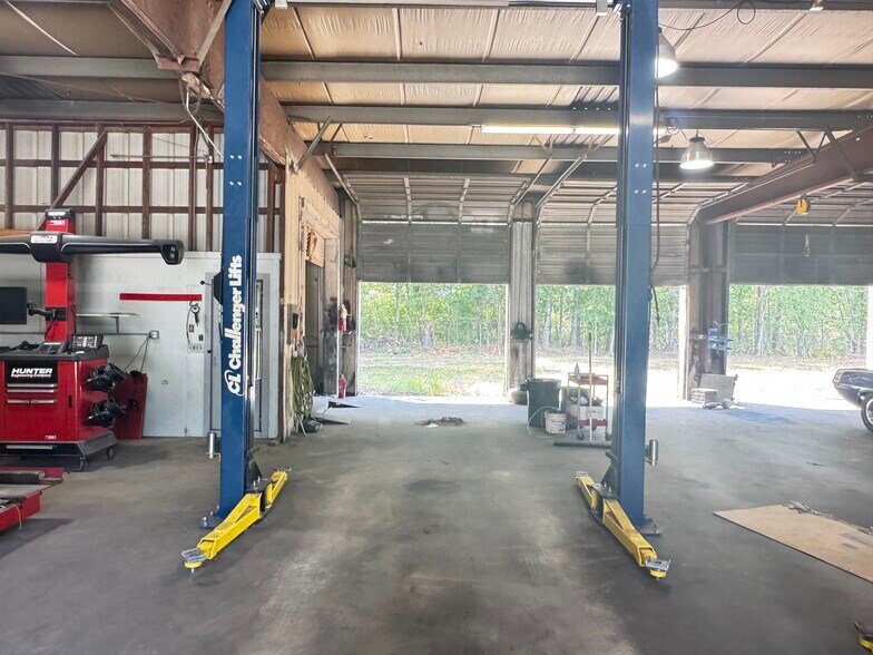 11911 Veterans Memorial Hwy, Douglasville, GA à vendre - Photo de l’immeuble – Image 1 sur 7