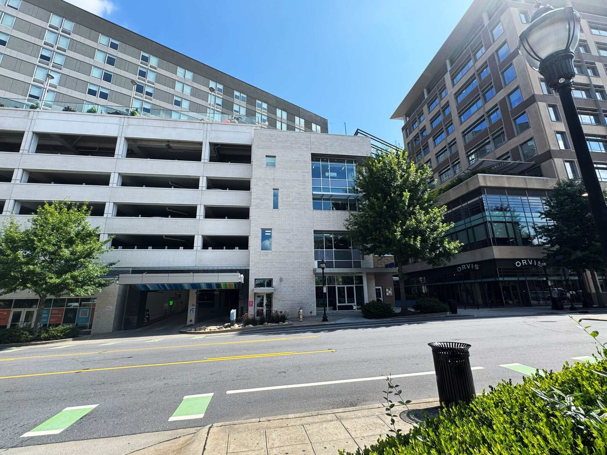 100 W Washington St, Greenville, SC à louer Photo de l’immeuble– Image 1 sur 19