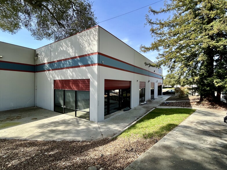 3100 El Camino Real, Atascadero, CA à louer - Photo principale – Image 1 sur 46