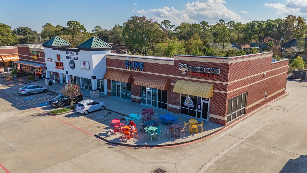 606-610 FM 517 Rd W, Dickinson, TX à louer - Photo de l’immeuble – Image 2 sur 7