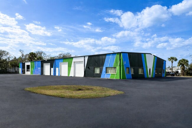 Plus de détails pour 456 LPGA Blvd, Daytona Beach, FL - Industriel/Logistique à louer