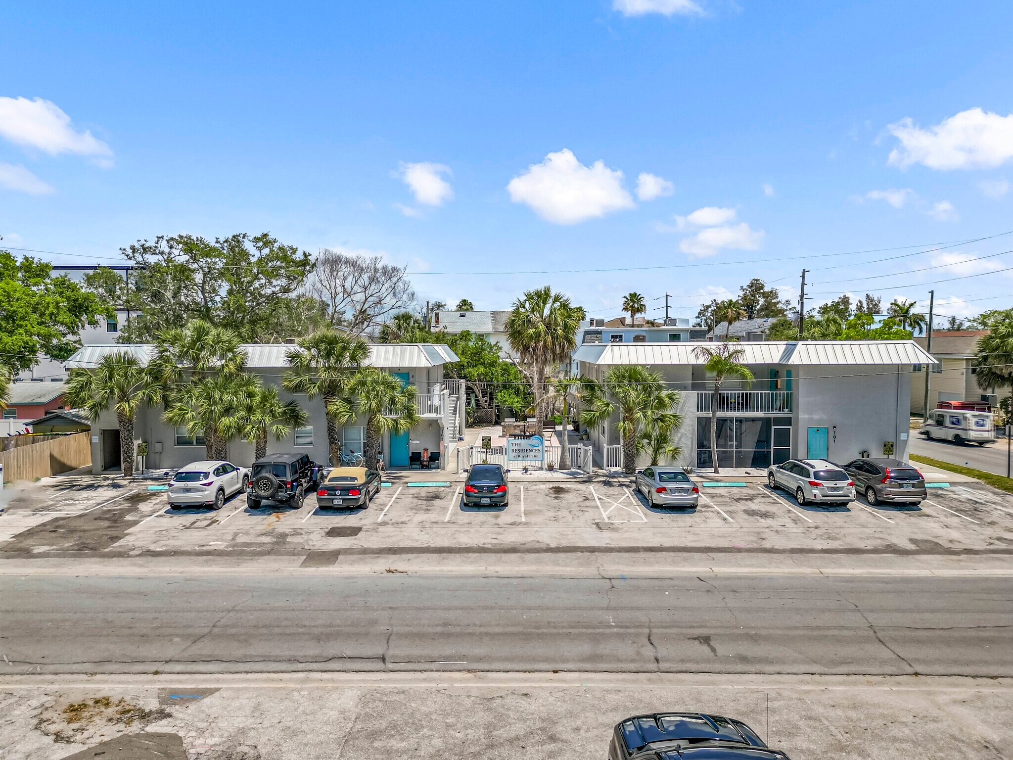 701 1st St, Indian Rocks Beach, FL à vendre Photo de l’immeuble– Image 1 sur 19