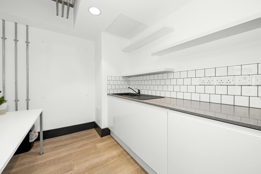 6 Princes St, Londres à louer - Photo de l’immeuble – Image 1 sur 41