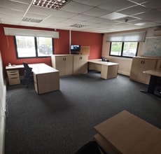 407 Millbrook Rd, Southampton à louer Photo intérieure– Image 1 sur 1