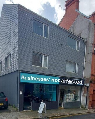 Plus de détails pour 8-8A High Cross St, St Austell - Local commercial à vendre