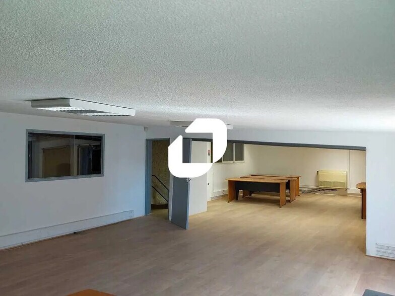 Local d’activités dans Montpellier à louer - Photo de l’immeuble – Image 1 sur 13