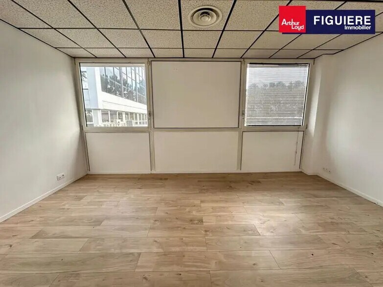 75 Rue Marcelin Berthelot, Aix-en-Provence à vendre - Photo intérieure – Image 2 sur 8