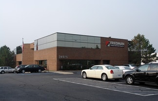 Plus de détails pour 34975 W 12 Mile Rd, Farmington Hills, MI - Bureau à louer