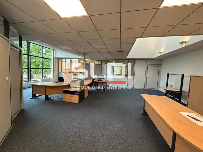 Plus de détails pour Bureau à louer